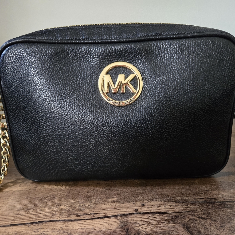 Michael Kors Crossbody 100% Genuine Black Leather